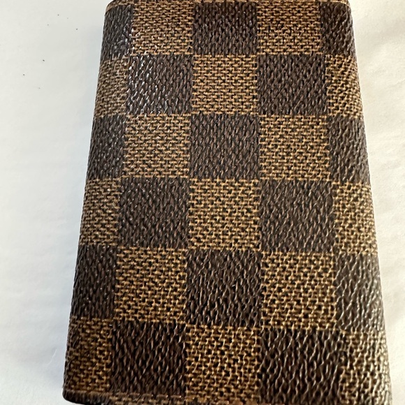 Authentic Louis Vuitton 6 key holder in Damier Ebene - Picture 1 of 9